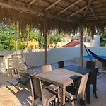 Blue Ocean Deluxe Studios - Wifi, Pool, Bbq, Restaurants, Beach Club & Spa