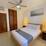 Blue Ocean Beachfront Villas & Apartments - Wifi, Pool, Bbq, Playa Los Corales