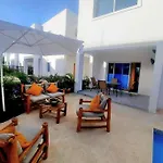Yakimel Villa Airbnb