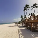 Tropical Village Playa Los Corales
