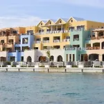 Beachfront Luxury Pent-House At Aquamarina Capcana