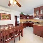 Aventura Village Los Corales Beach And Spa