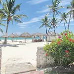 Tropicana Suites