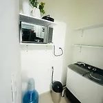 Yojanny Residences