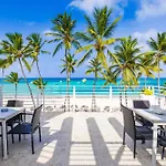 Dream Punta Cana Beachfront Apartment - 4-Bedroom Penthouse With Rooftop Bbq & Ocean Views