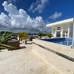 A Harmonious Place For You Close To The Beach