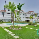 Ocean View! Lux Penthouse 3Br, 3Bt, Pool View