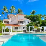 Caribbean Oasis - Villas And Apartments - Playa Los Corales
