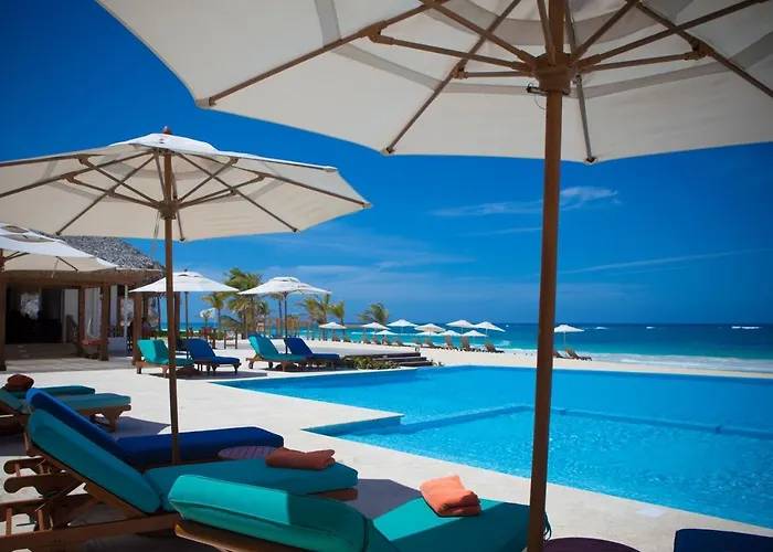 Cana Rock Condos Punta Cana & Beach Club