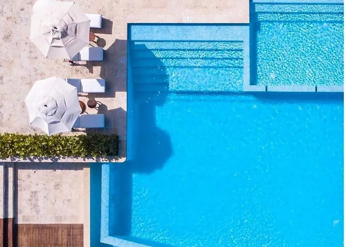 Apartamento de Lujo Cana Rock Condos A-108