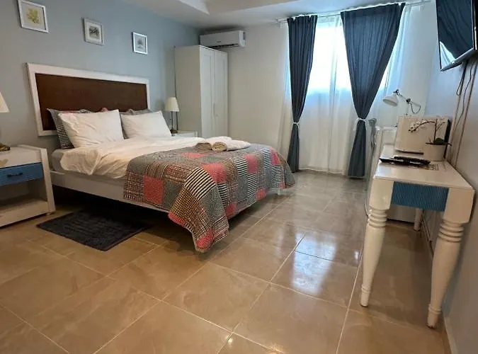 Noe Hotel One Bedroom #3