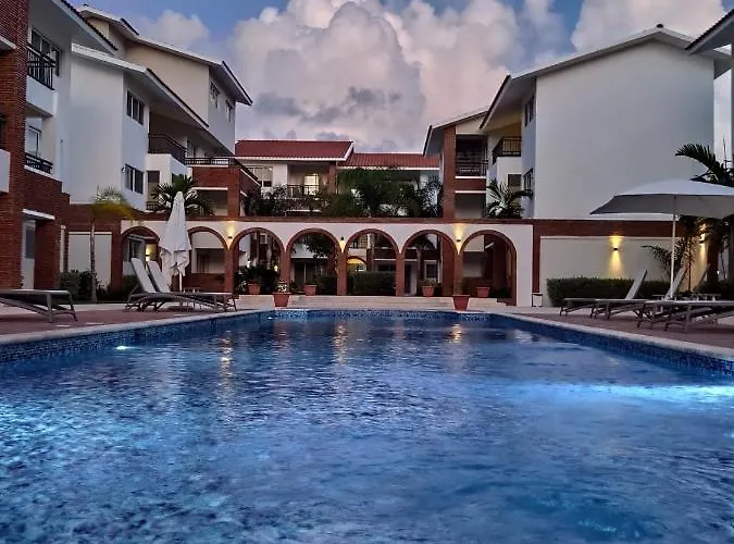 Seven Shades Of Coral Village - Suites & Pool In A Residence Close To The Beach