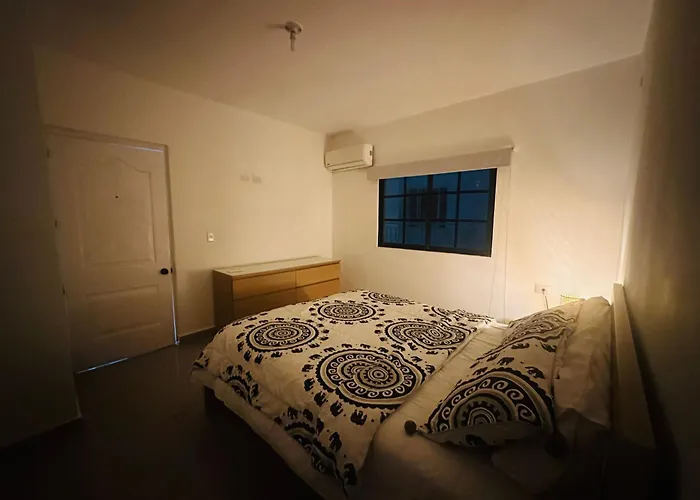 Yojanny Residences