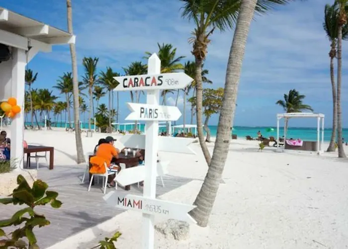 Cap Cana Cap Blue
