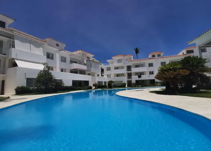 Las Terrazas Deluxe Pool Beach Club&SPA