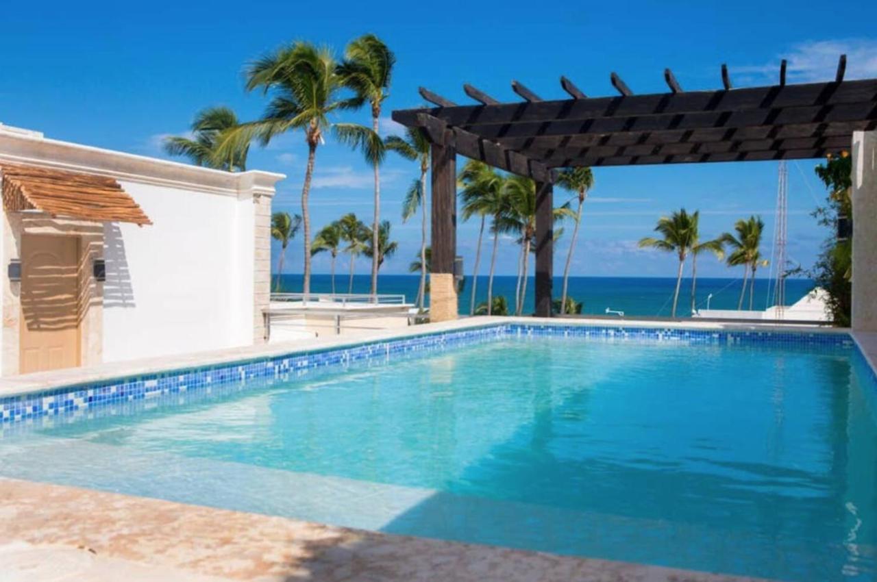 Aparthotel Deluxe Suites Chateau Del Mar - Swimming Pool&jacuzzi - Bavaro Beach