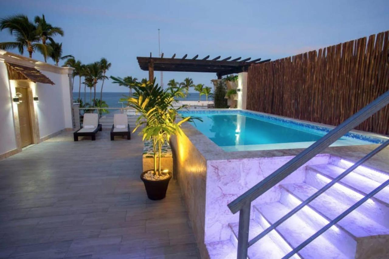 Aparthotel Deluxe Suites Chateau Del Mar - Swimming Pool&jacuzzi - Bavaro Beach 4*