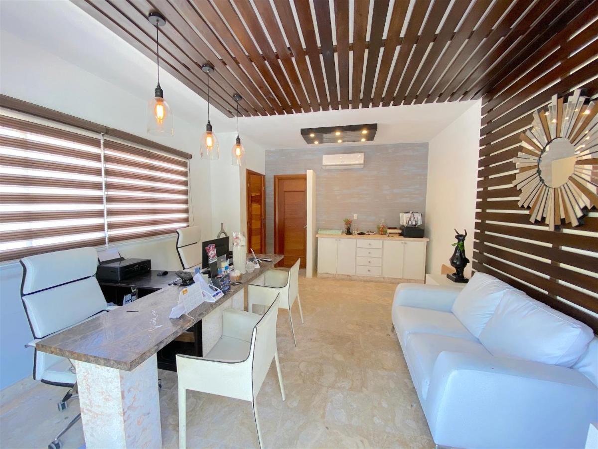Aparthotel Deluxe Suites Chateau Del Mar - Swimming Pool&jacuzzi - Bavaro Beach