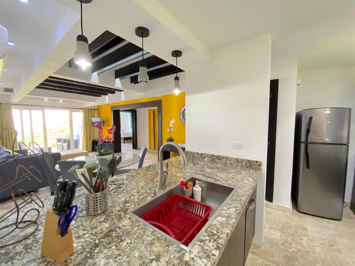 Aparthotel Deluxe Suites Chateau Del Mar - Swimming Pool&jacuzzi - Bavaro Beach Punta Cana