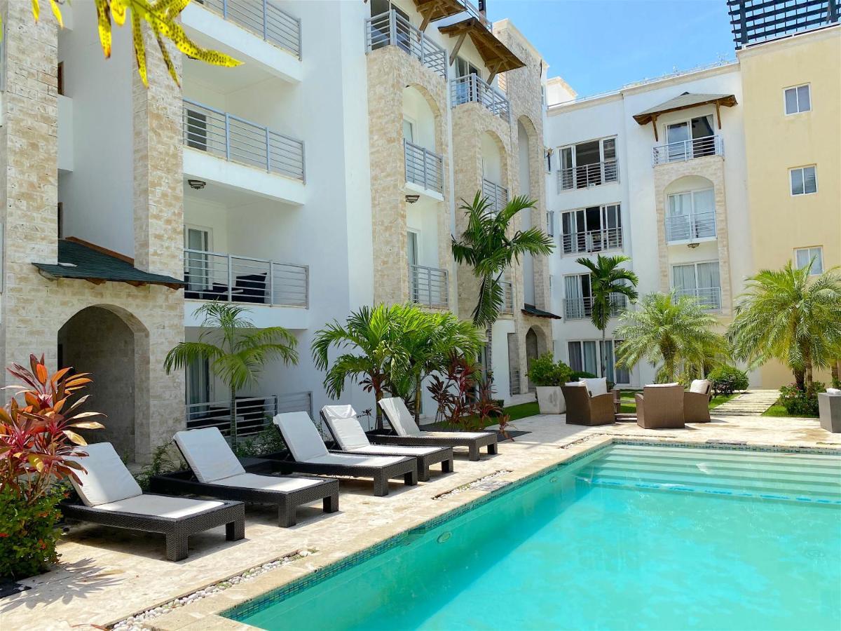 Deluxe Suites Chateau Del Mar - Swimming Pool&jacuzzi - Bavaro Beach Aparthotel Punta Cana