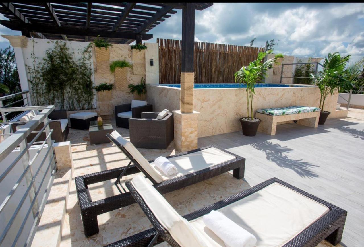Deluxe Suites Chateau Del Mar - Swimming Pool&jacuzzi - Bavaro Beach Punta Cana