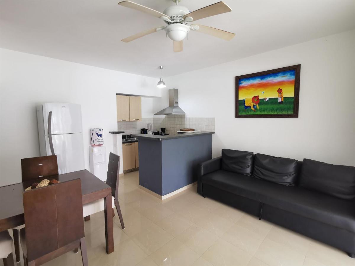 Deluxe Las Terrazas Pool View - Playa Los Corales Apartment *