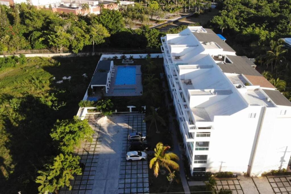 Tropical Relaxing Close To The Beach Apartment
