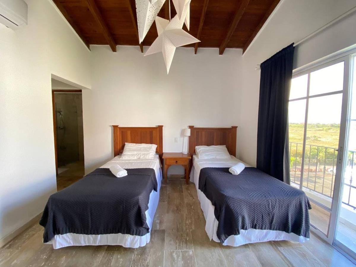 2 Rooms, 4 Beds, Pool, 5min White *