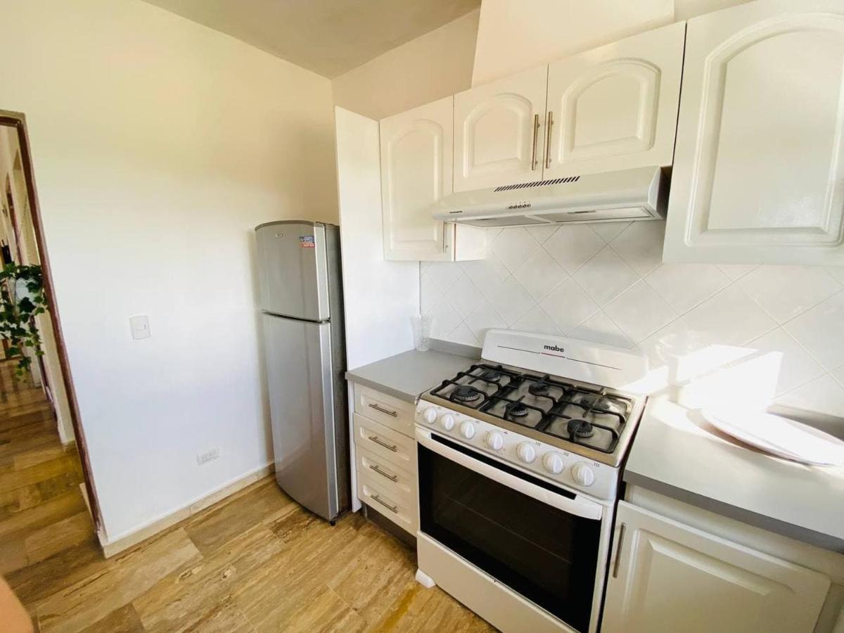 2 Rooms, 4 Beds, Pool, 5min White Apartment *