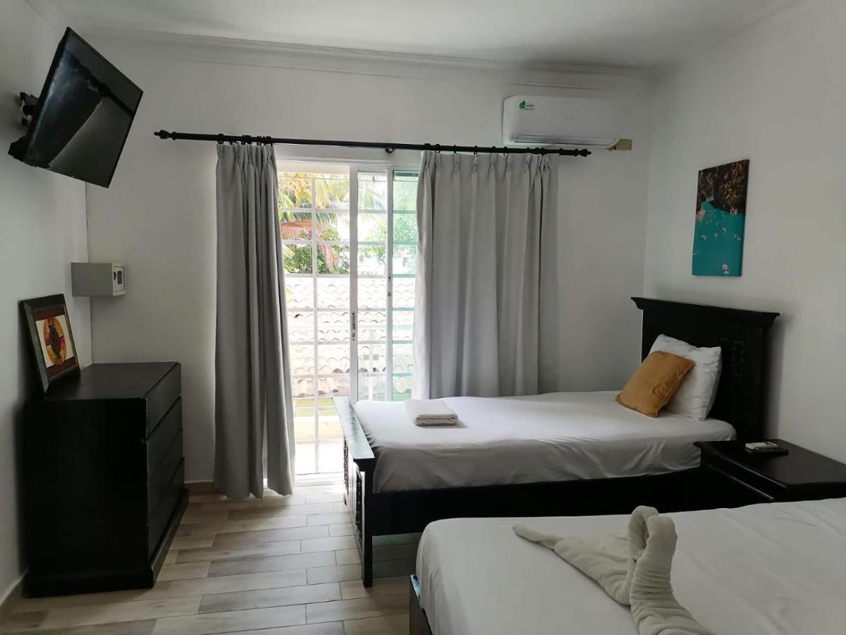 Homestay Las Rosas De *