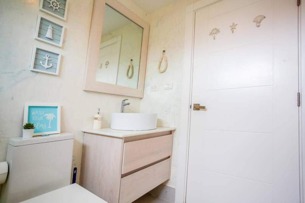 Luxury, Golf And Comfort In The Caribbean Apartment