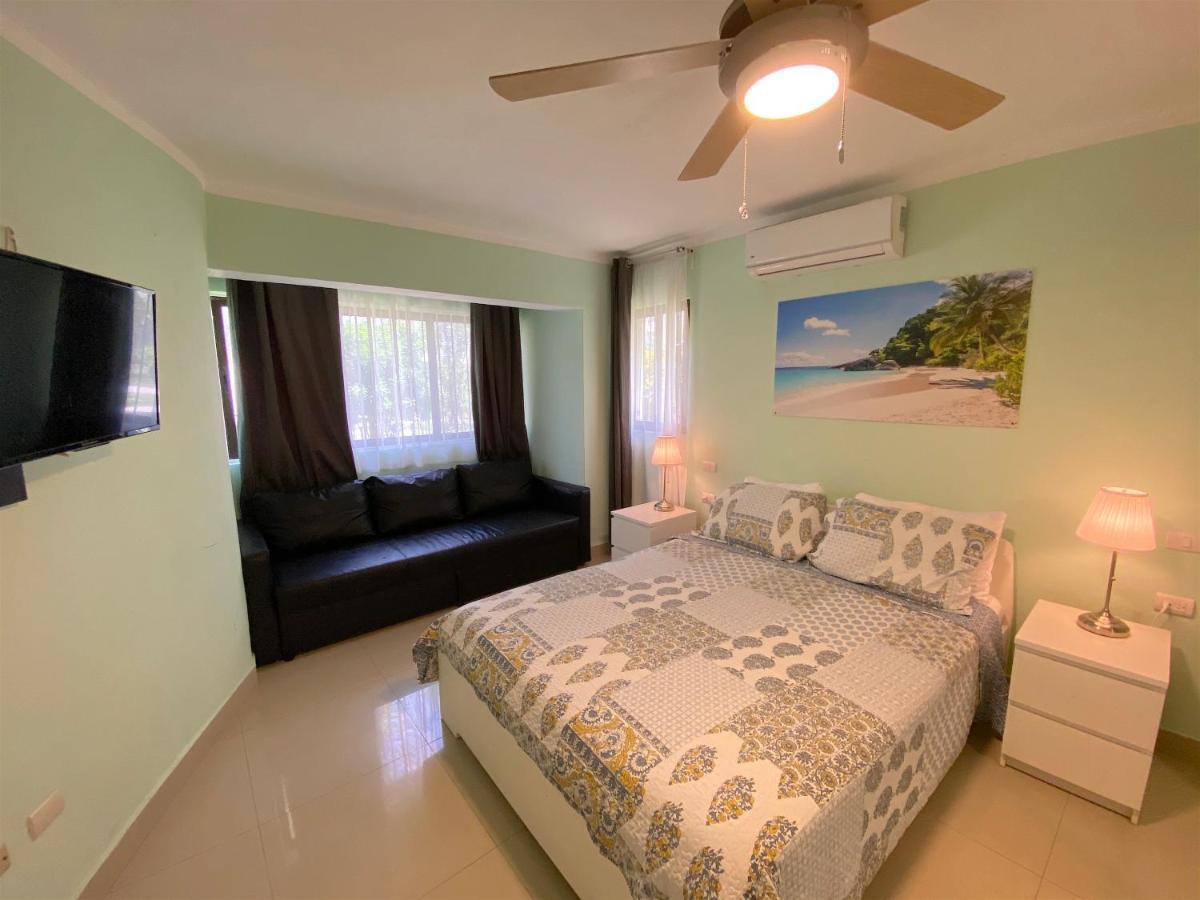 Deluxe Playa Los Corales - Bbq, Beach Club, Wifi
