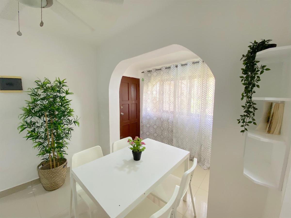 Apartment Deluxe Playa Los Corales - Bbq, Beach Club, Wifi