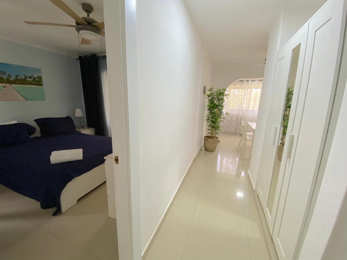 Deluxe Playa Los Corales - Bbq, Beach Club, Wifi Apartment