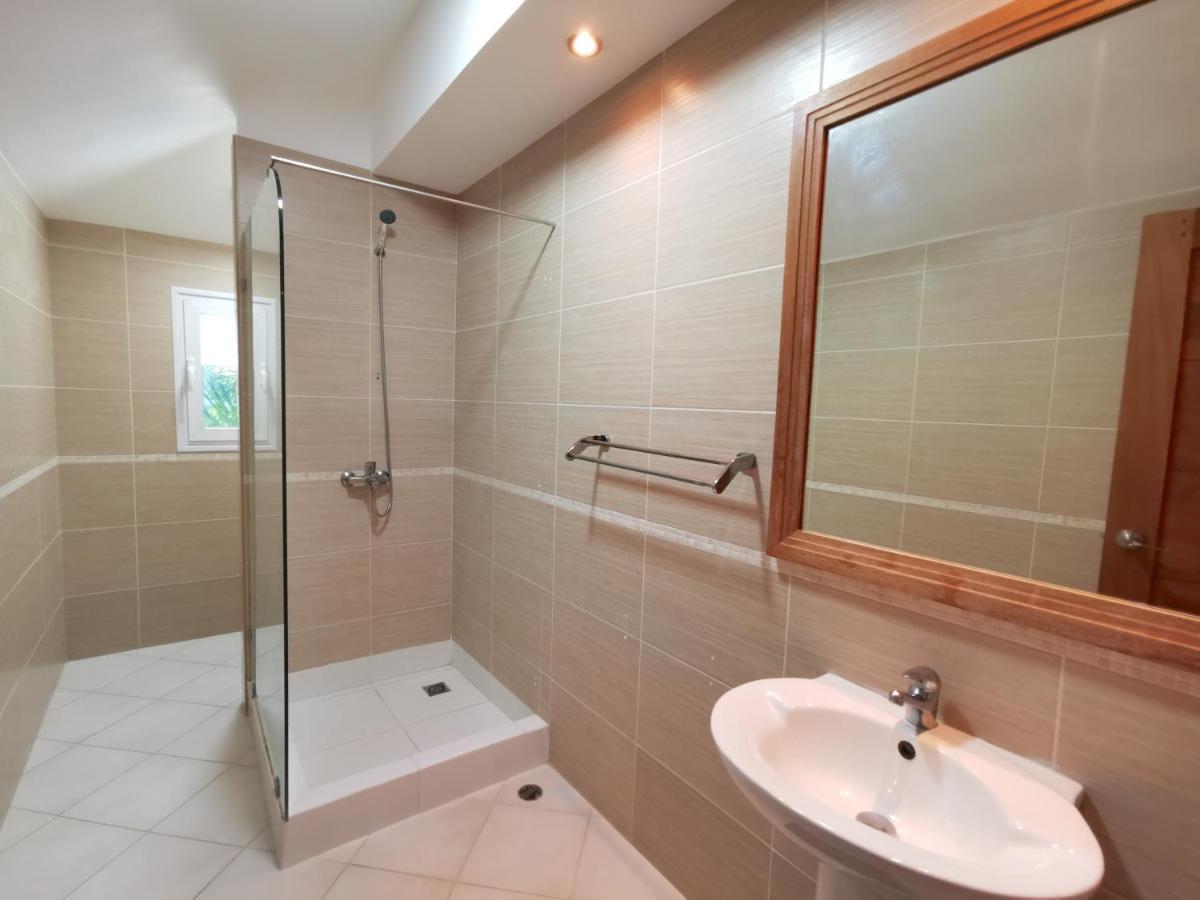Coral Studios Playa Los Corales - Beach Club And Spa