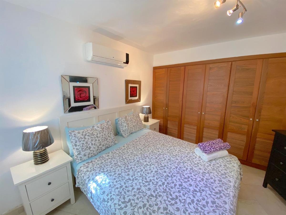 Los Corales Villas & Beach Club Wifi Hotel