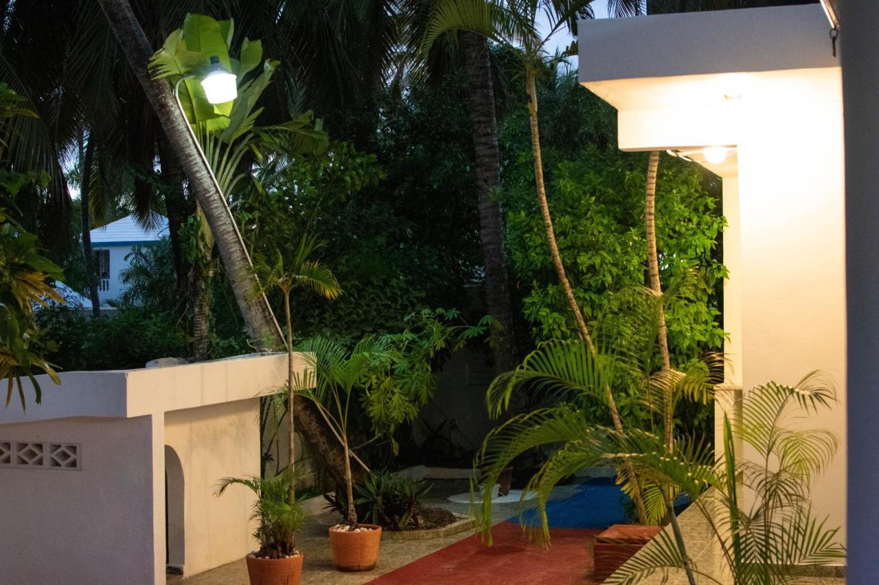 Villa Jardin Esmeralda & *