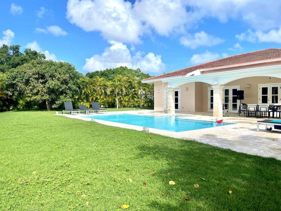 Rosada Cocotal Golf View Brand New Furniture!! Punta Cana