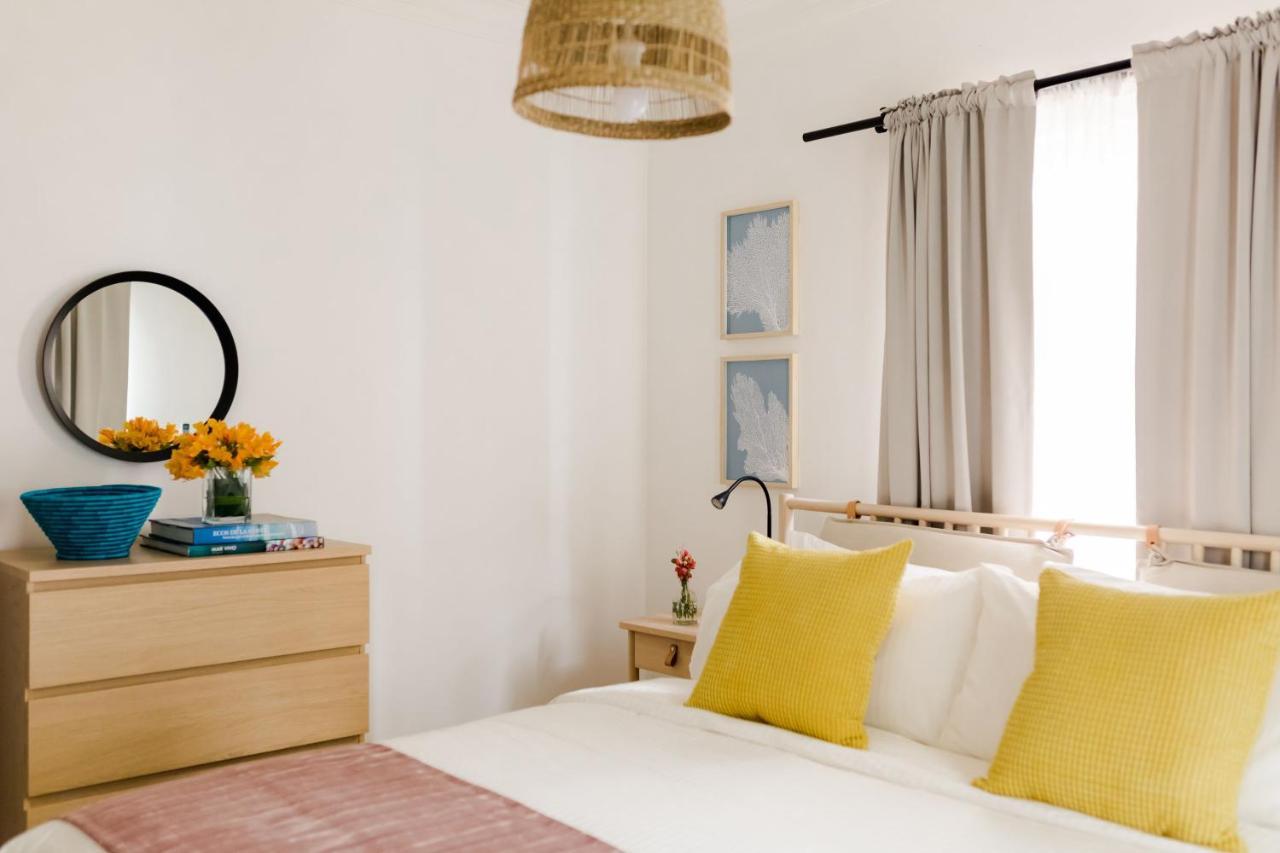 Apartment 2 Bedr. Up To 6 Guests 1 Mile To *