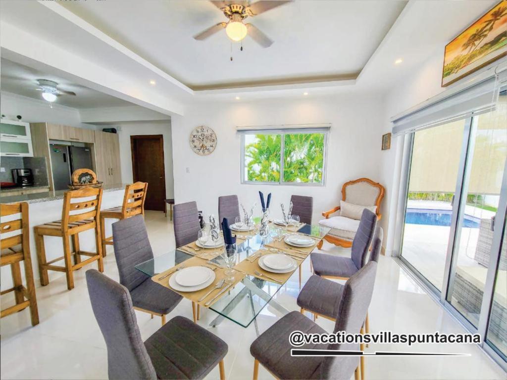 The Sky Blue With Private Pool Villa