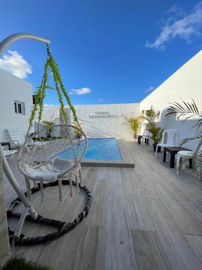 Con Piscina Y Jacuzzi En Pousada Punta Cana