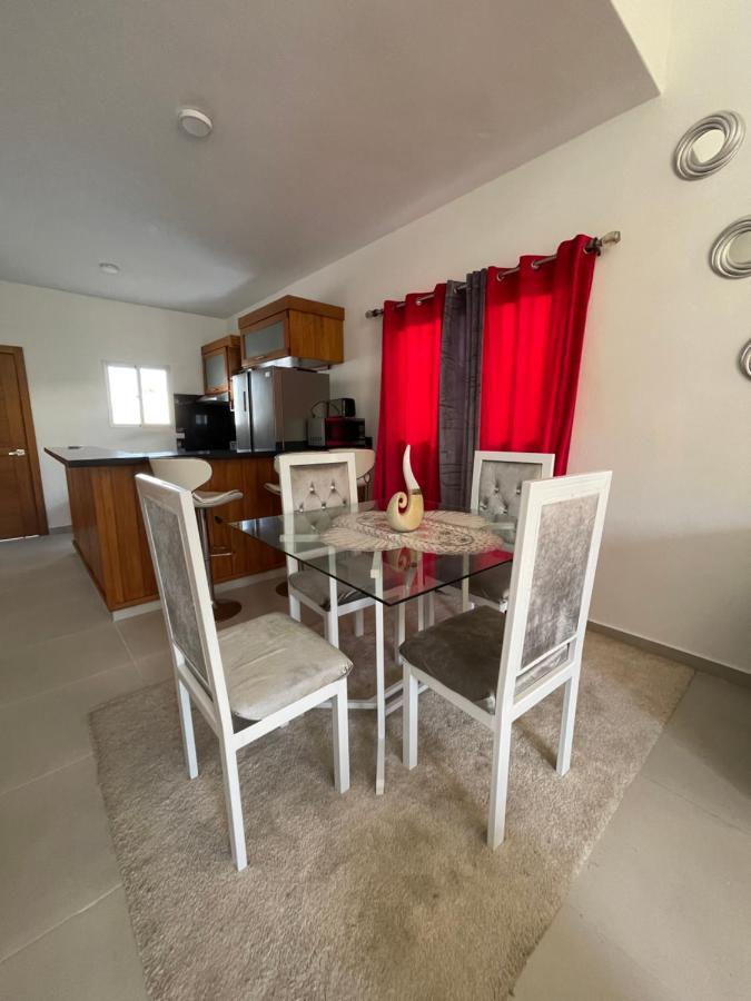 Pousada Con Piscina Y Jacuzzi En *
