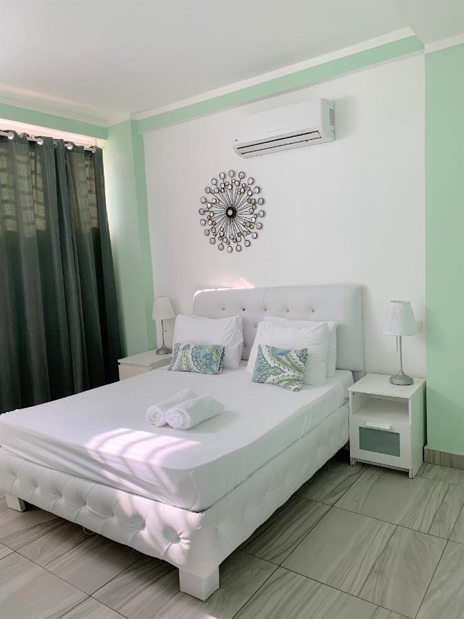 Aparthotel Superior Suites With Rooftop Pool And Beach Access Punta Cana