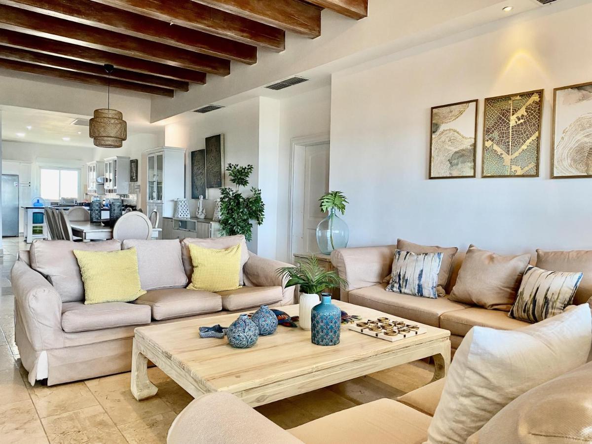 Beachfront Luxury Pent-house At Aquamarina Capcana Punta Cana