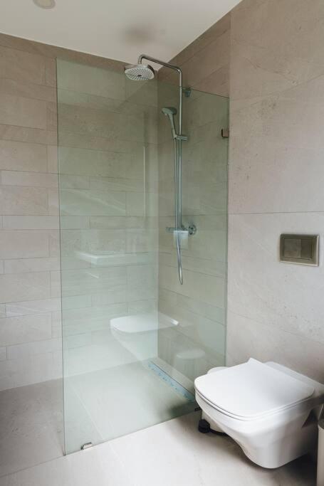Private Rooftop Beachfront Penthouse Playa Coral