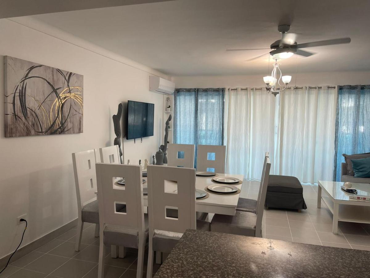 Residencial Retiro Ii Bavaro 2 Pools And Jacuzzi -walking Distance To Bavaro Beach Apartment *