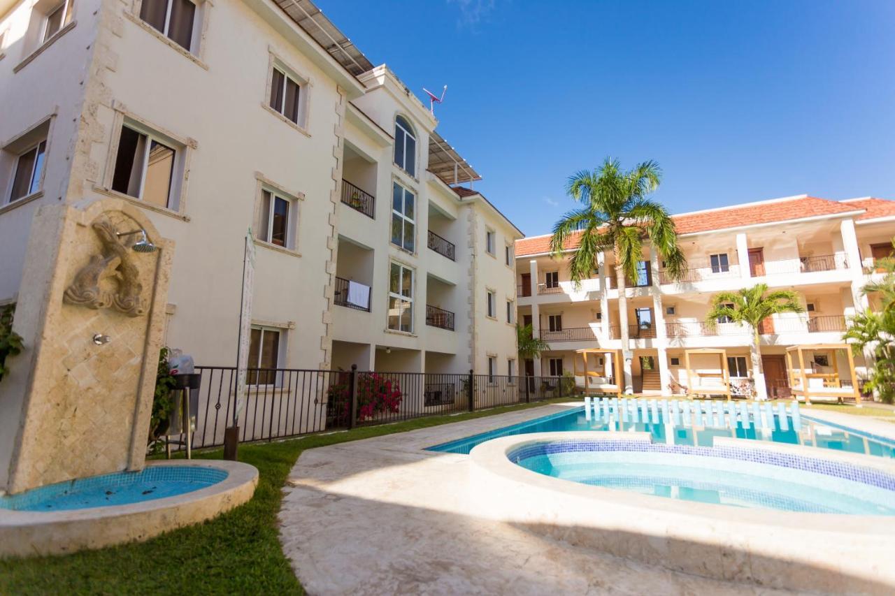 Apartment Big Whit Pool Jacuzzi Terrace