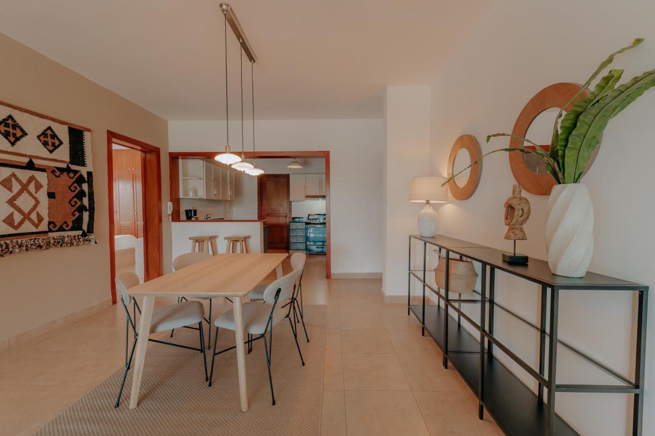 Lumina At Jardines Village Apartment *