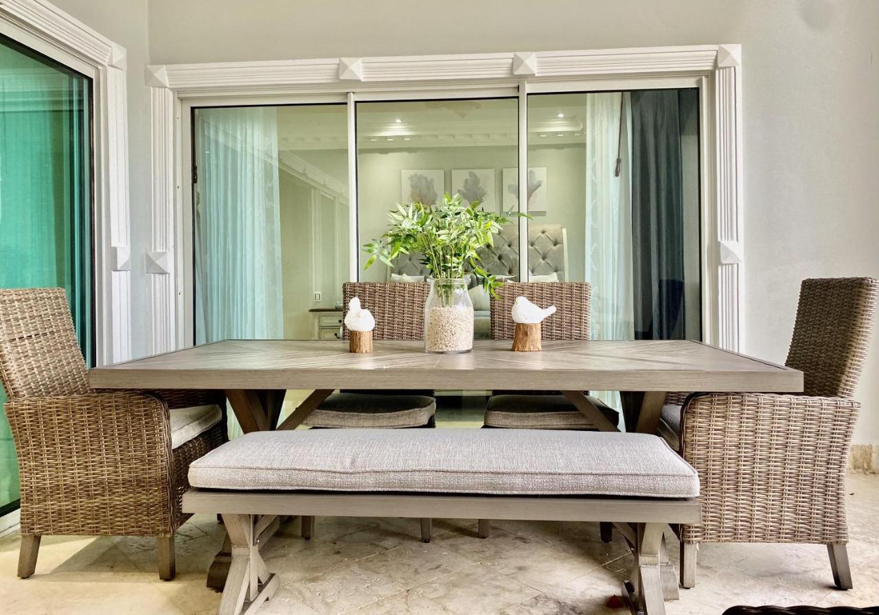 Amazing Beachfront Cap Cana, Apartment *