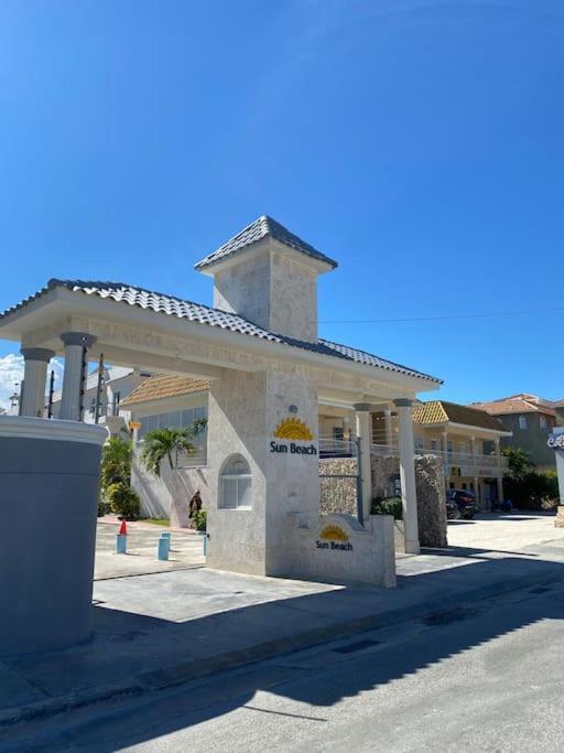 Cozy 2 Bdr Condo, With Pool Area And Free Wifi Apartment *